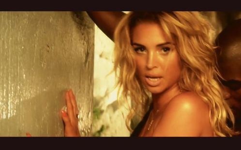 Seksowna Aneta Sablik w nowym teledysku [VIDEO]