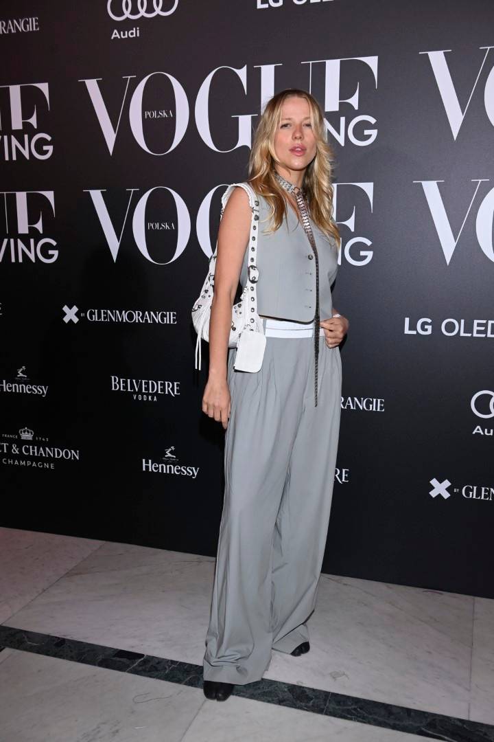 Gwiazdy na premierze “Vogue Polska Living”! Katarzyna Sokołowska ukryła ciążowy brzuszek bufiastą sukienką, a Lara Gessler wyeksponowała swój!