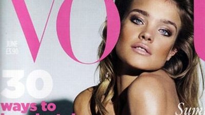 Natalia Vodianova naga w Vogue UK (FOTO)