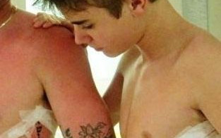 Justin Bieber ma pierwszy tatuaż! (FOTO)