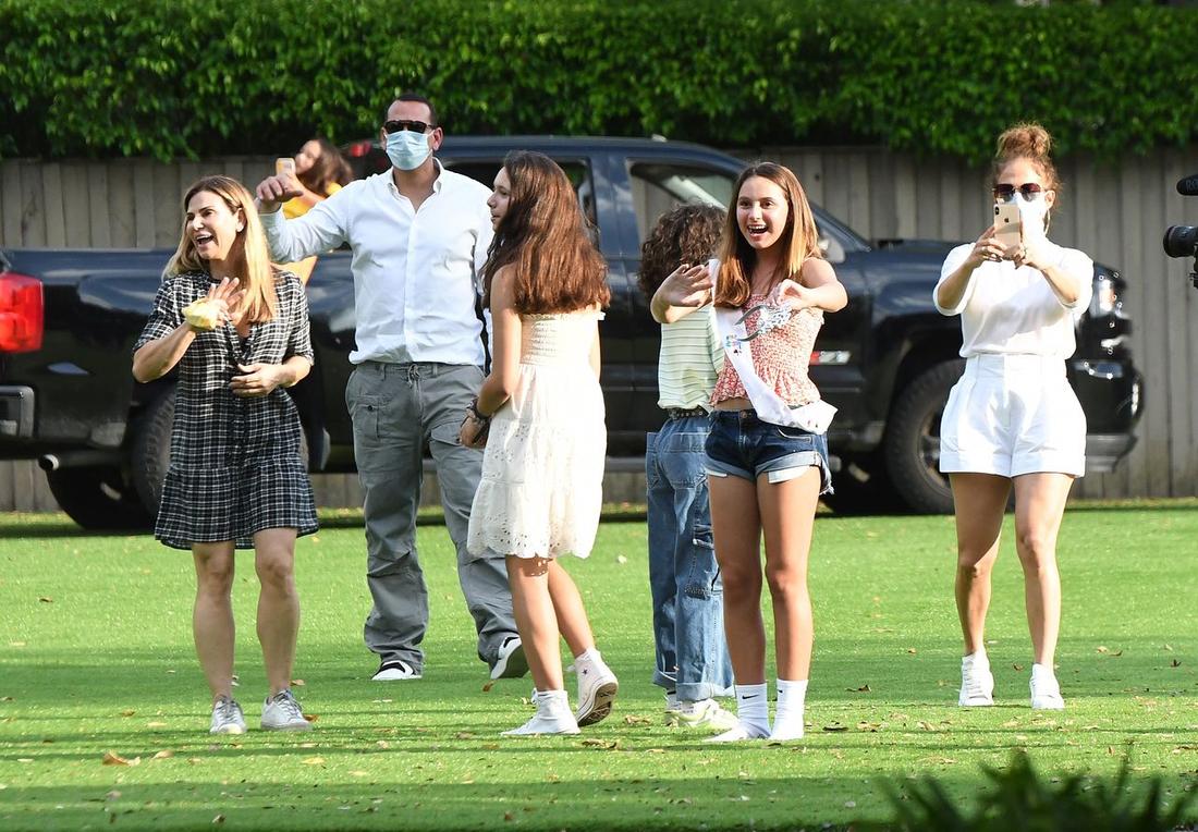 Jennifer Lopez i Alex Rodriguez świętują urodziny córki