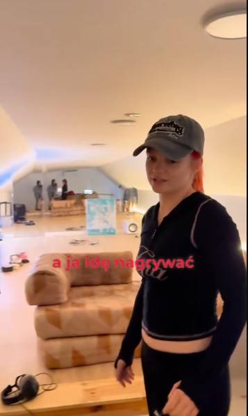 Margaret zamieszkała w środku lasu. Tak wygląda jej dom w Polsce