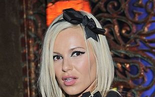 Z kim w końcu jest Doda?