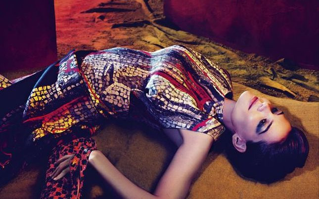 Następne zdjęcia Katie Holmes dla Miu Miu