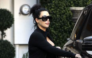 Kim Kardashian bez makijażu i bez sexy stylizacji (FOTO)