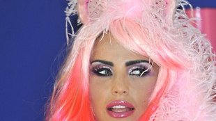 Kostium taki, że koń by się uśmiał (FOTO)