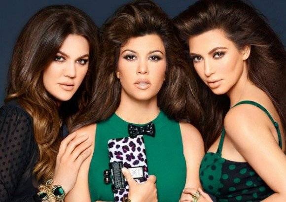 Zdjęcia promocyjne kolekcji sióstr Kardashian