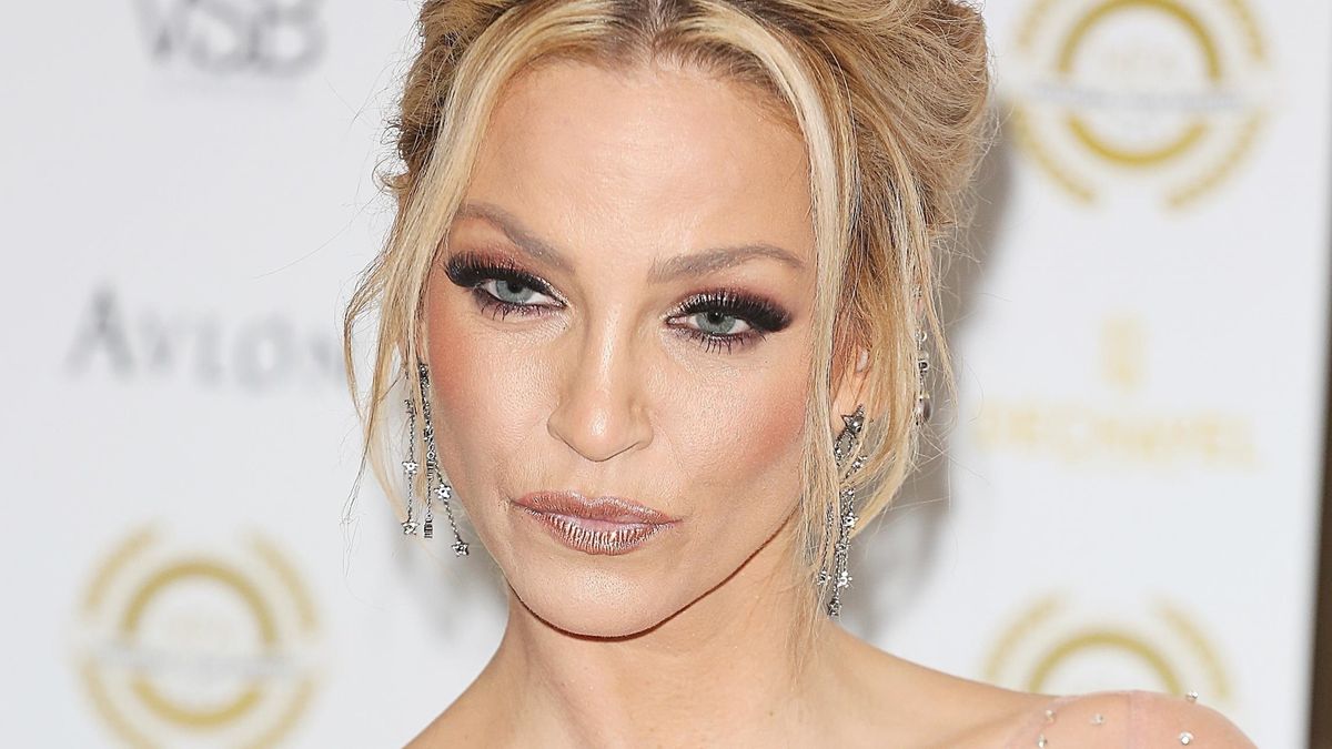 Sarah Harding choruje na raka