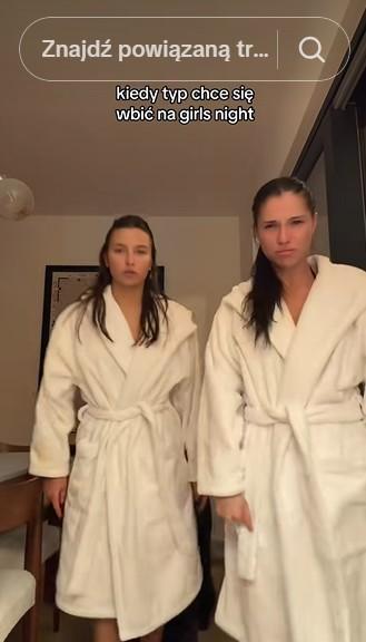 Natsu i Julia Wieniawa na nocowance, fot. Instagram