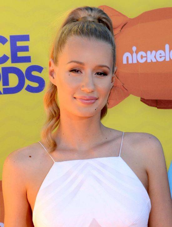 Iggy Azalea zoperowała nos i podbródek