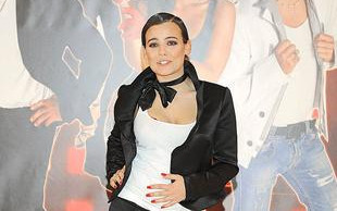 Anna Mucha w seksownym szlafroczku