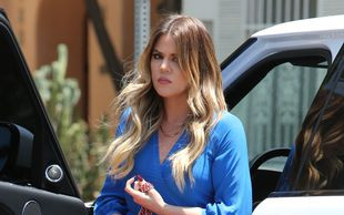 Khloe Kardashian rosną wąsy? (FOTO)