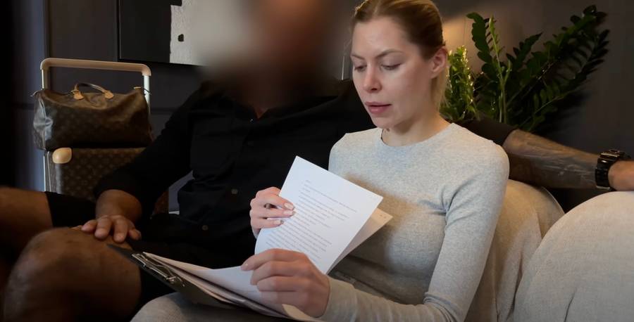 Julia Von Stein odsłoniła kulisy liftingu twarzy. Zabrała kamery nawet na salę operacyjną!