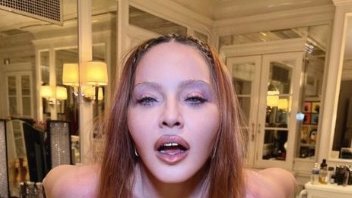 Tak “żenująco” jeszcze nie było. Madonna coraz bardziej odpływa [wideo]