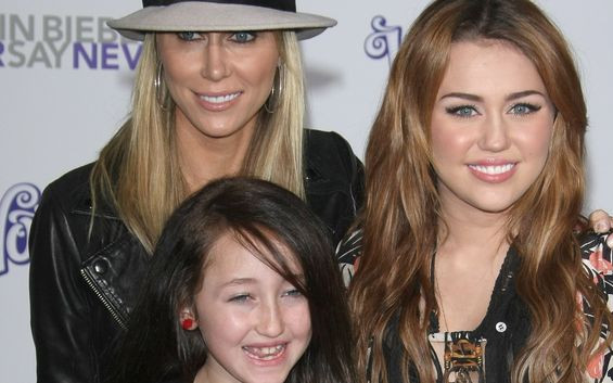 Ten pomysł może ZNISZCZYĆ rodzinę Cyrusów!