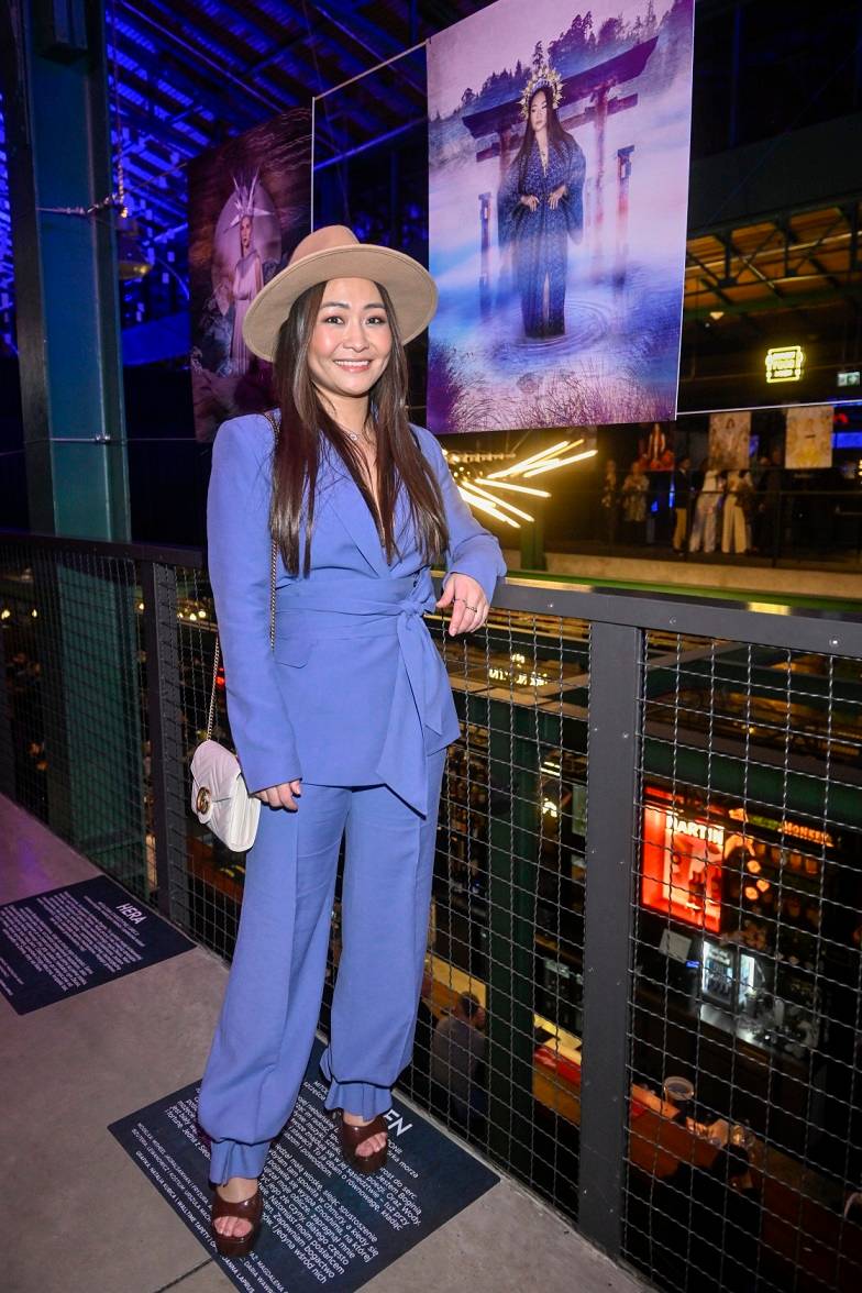 Gwiazdy w wyjątkowo dziwnych stylizacjach na wernisażu. Za to Anna Jarosik promienieje po rozwodzie