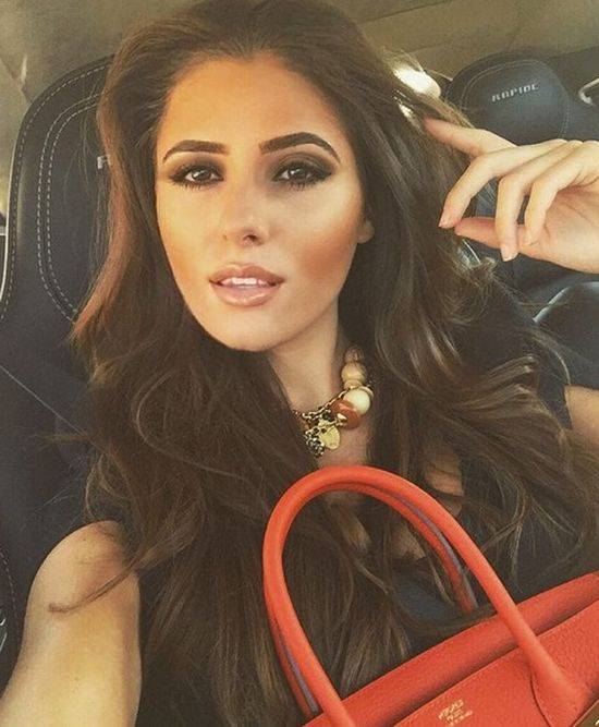 Selfie dziewczyny Grzegorza Krychowiaka, Celii Jaunat