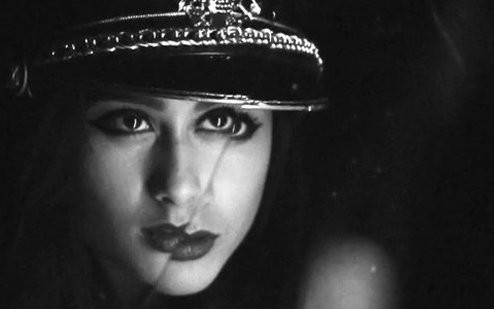 Natalia Kills w nowym singlu Mirrors [VIDEO]