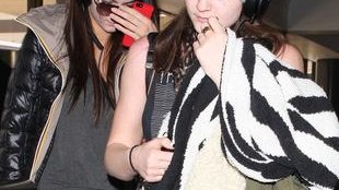 Siostry Jenner nie mają ochoty na pozowanie (FOTO)