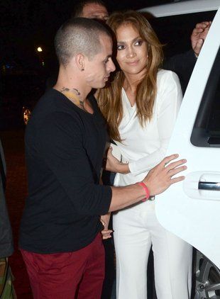 jennifer-lopez-81-R1