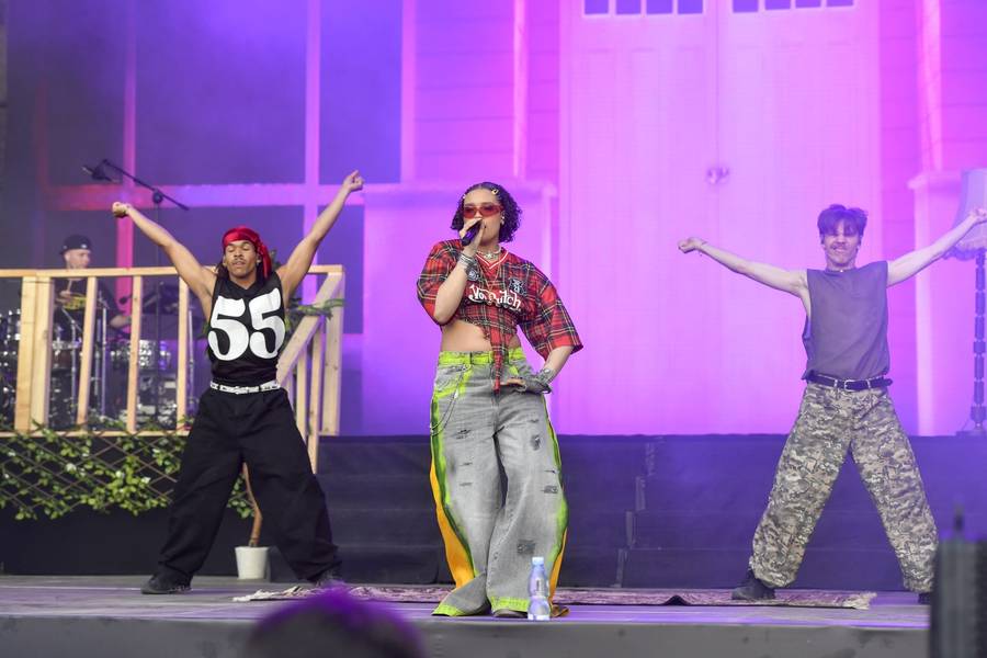 Tak imprezują gwiazdy na “Maybelline New York Music Stories”! Klaudia Halejcio odsłoniła brzuch, Sara James (FOTO)