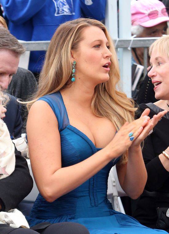 Hejterzy zarzucają jej, że jest gruba. Blake jest WŚCIEKŁA, bo nie może zmieścić się w jeansy