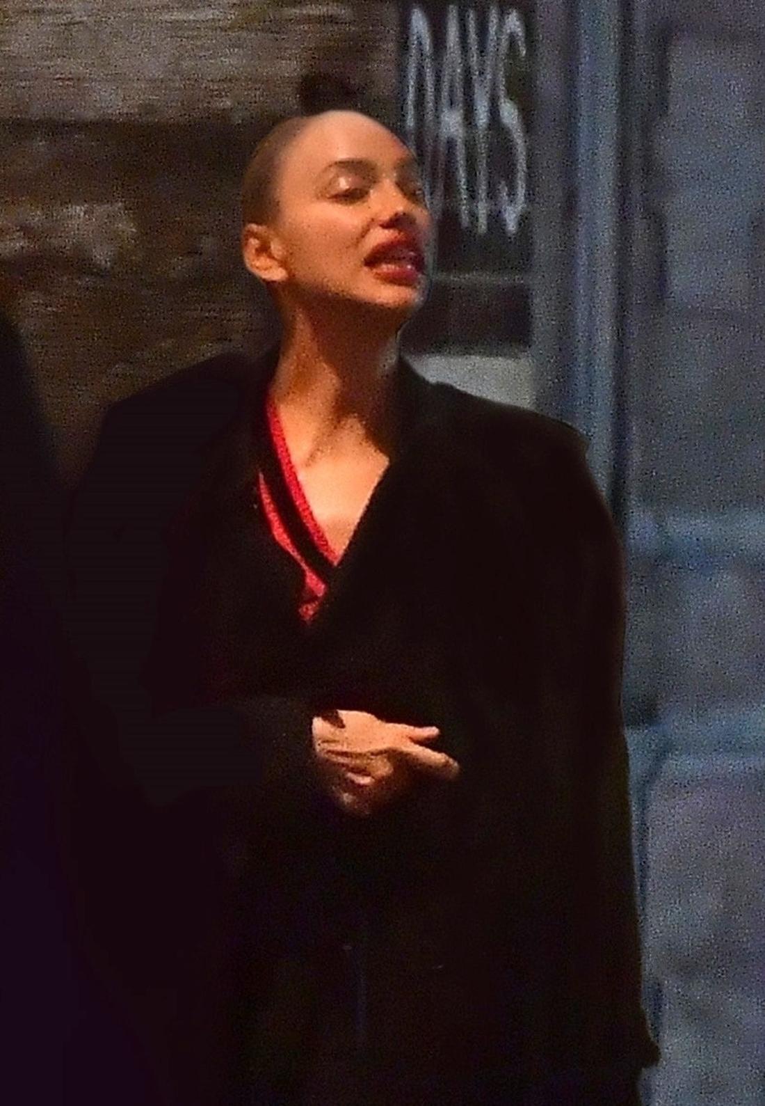 Irina Shayk na spacerze z Vito Schnabelem