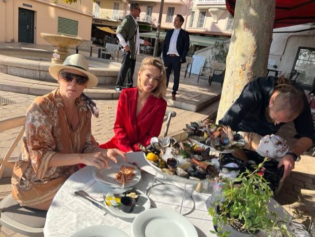 Obsada filmu “Pokusa” w Cannes. Maria Sadowska i jej młodszy partner nie szczędzą sobie czułości, Piotr Stramowski po rozstaniu wygląda bardzo HOT