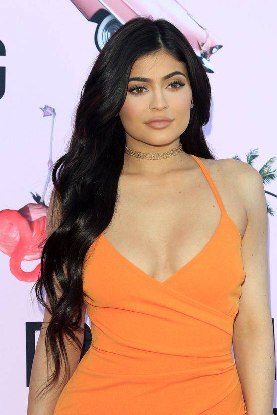 Mieszkanie obok Kylie Jenner to KOSZMAR! Zawistne sąsiadki mówią WSZYSTKO