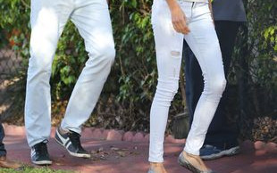 Adriana Lima wypoczywa z rodziną (FOTO)