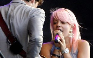 Lily Allen: w tym drinku coś było!