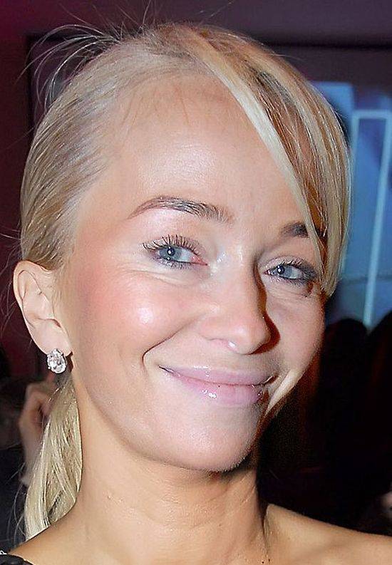 Twarz Joanny Przetakiewicz z bliska