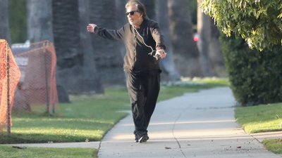 81-letni Al Pacino tańczy na ulicy. To się nazywa radość życia