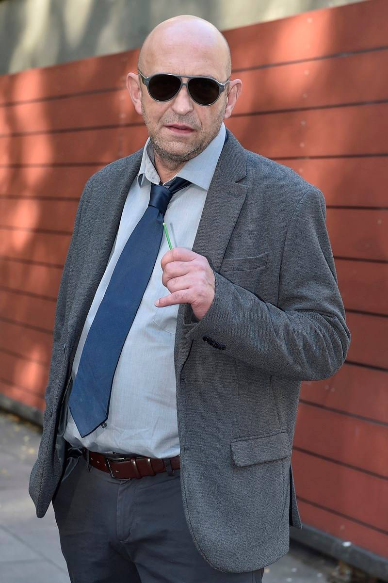 Warnke w peruce u Vegi! Mamy zdjęcia z planu Kobiety mafii 2