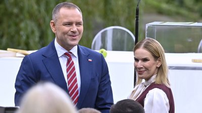 To nie były plotki. Rodzina Nawrockich w większym składzie. Pierwsza Dama oficjalnie potwierdza zdjęciem