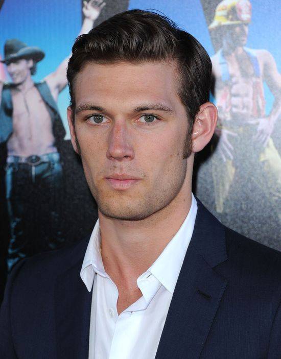Alex Pettyfer – filmowy Christian Grey?