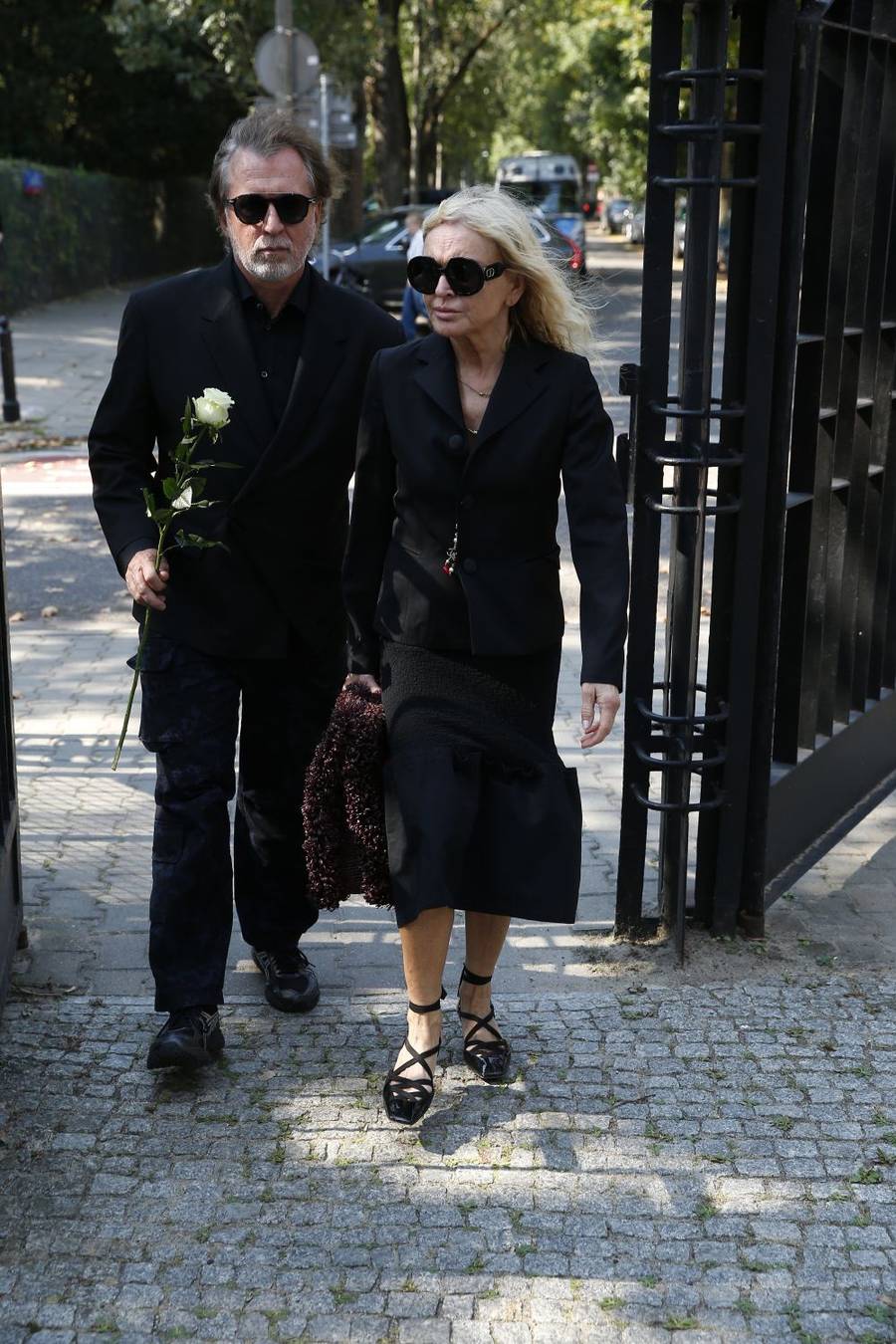 Tłumy gwiazd żegnają Stanisława Sojkę! Szroeder, Królikowska, Olejnik, Zamachowski…(FOTO)