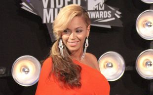 Beyonce pokazała ciążowy brzuszek (FOTO)