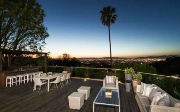 Tak mieszkała Mile Kunis, gdy była singielką