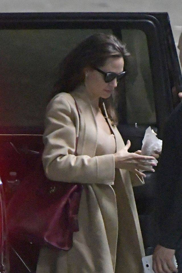 Angelina Jolie je precla