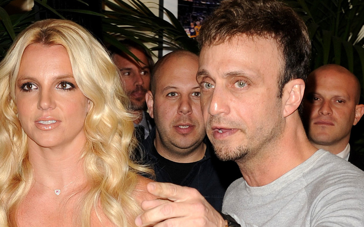 Manager Britney Spears po 25 latach rezygnuje ze swojej funkcji: “Moje usługi nie są już potrzebne”