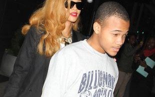Co to za tajemniczy mężczyzna u boku Rihanny? (FOTO)