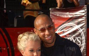 Mąż Kendry Wilkinson był zazdrosny o Hugh Hefnera