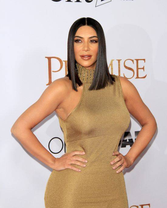 OMG. Kim Kardashian straciła RESZTKI swojej godności!