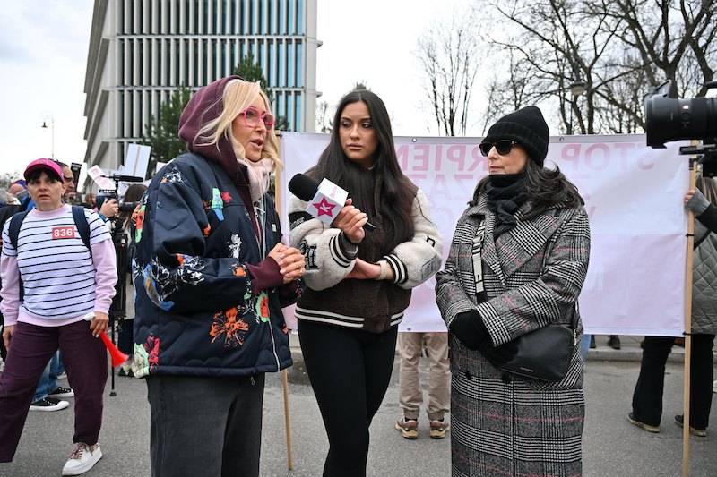 Gwiazdy na proteście w obronie praw zwierząt: Herbuś, Doda, Młynarska…