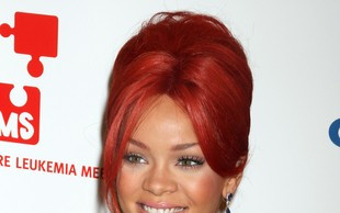 Chris Brown chce, żeby Rihanna powiększyła piersi