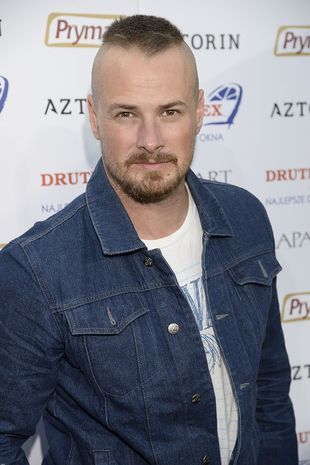 pawel-malaszynski-R1