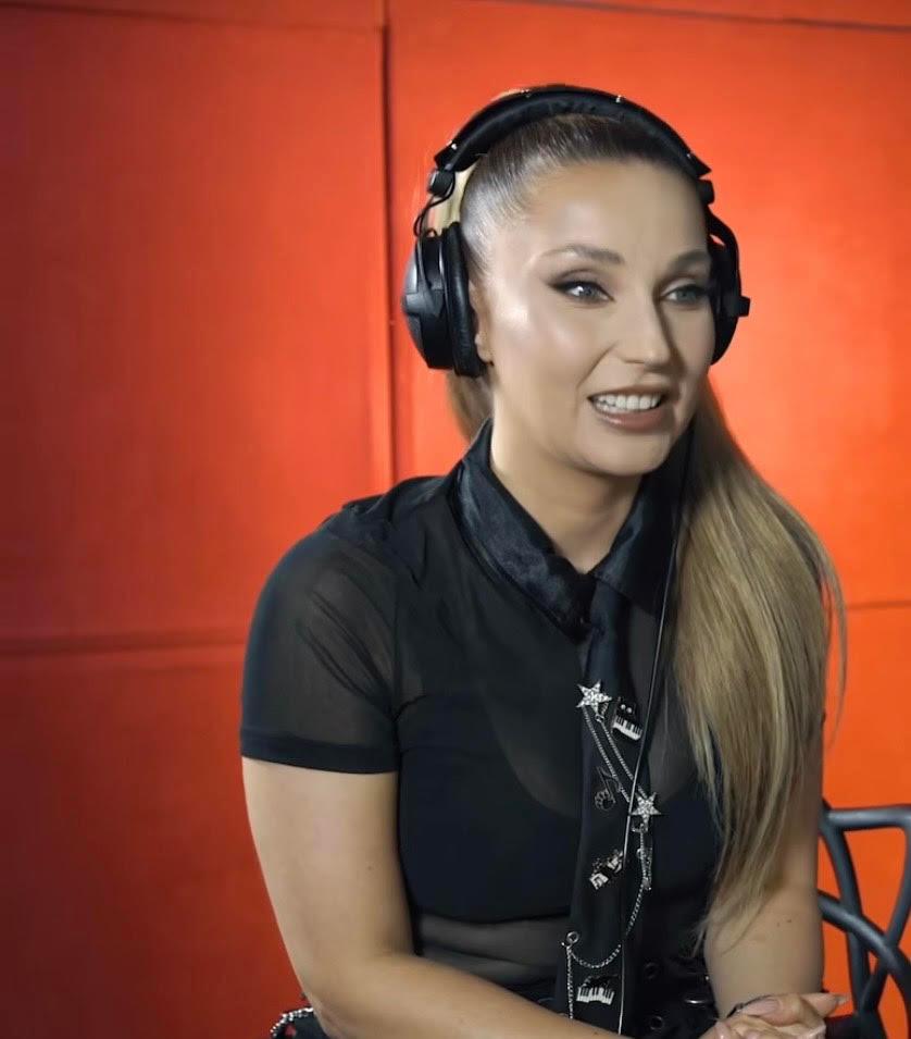 Cleo dubbinguje bajkę