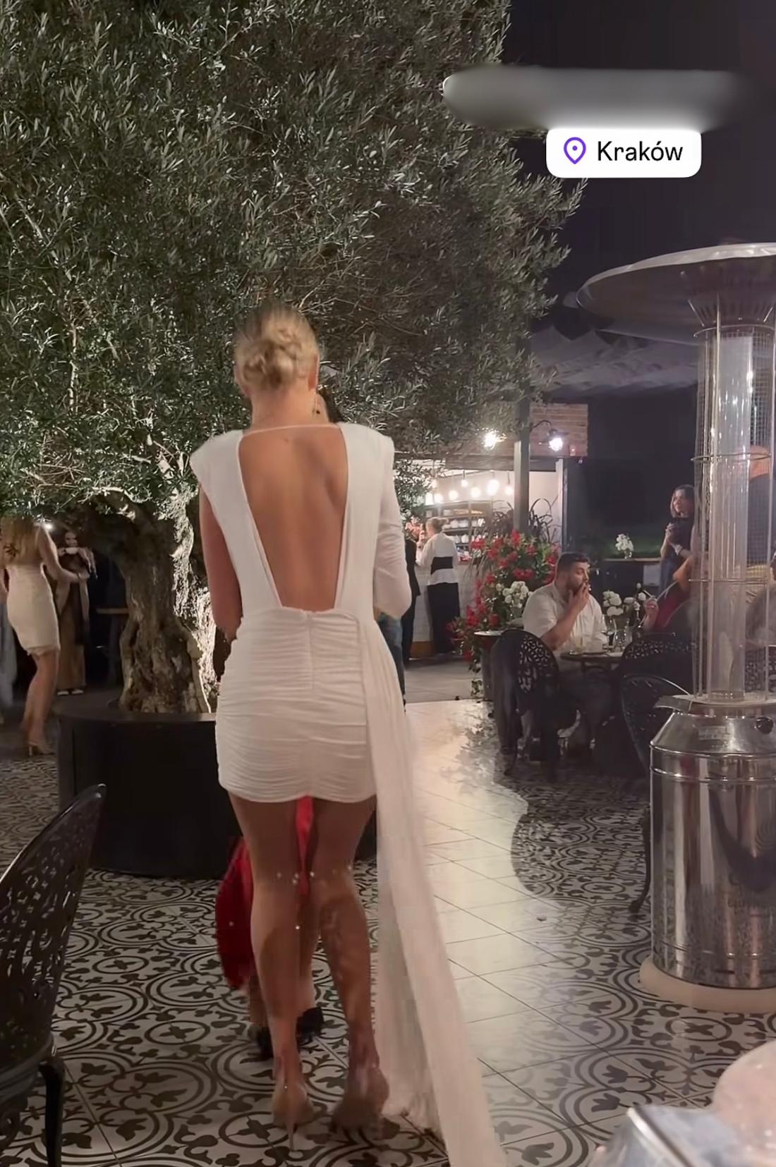 bianka-chajzer-mia-a-dwie-kreacje-na-weselu-ods-oni-a-w-niej-nogi