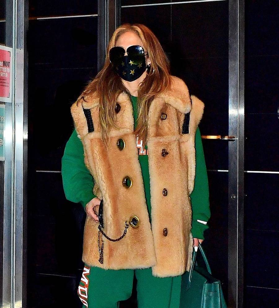 Jennifer Lopez w wygodnej stylizacji.